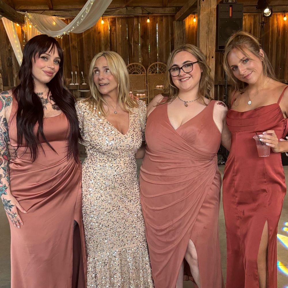 https://posh.mk/lPo4fHZX6Db POSH LIVE BAG PARTY USE LINK - Picture 9 of 13